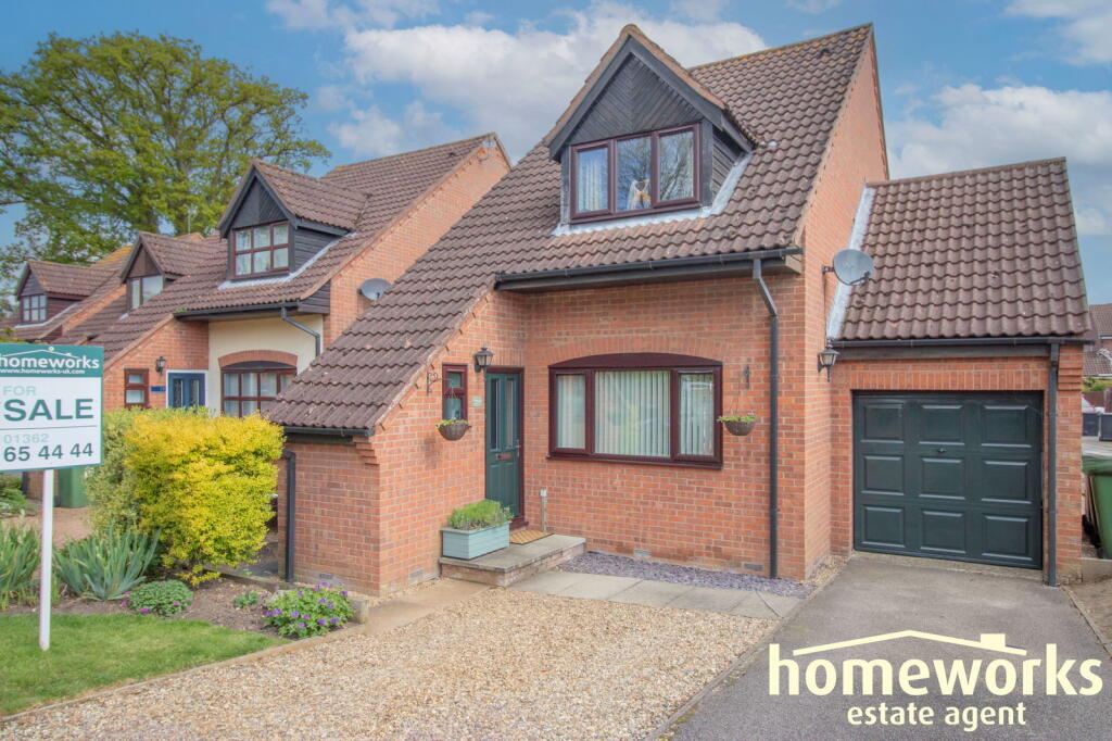 Main image of property: Rayners Way,Mattishall,Dereham,NR20 3NQ