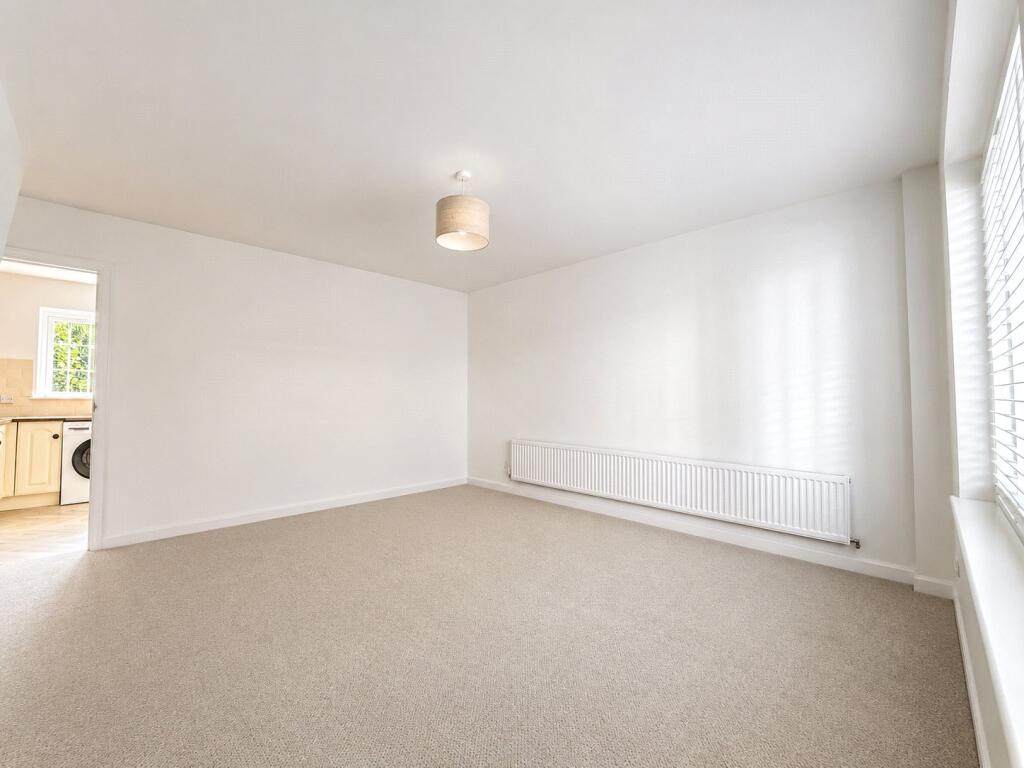 Branscombe Street, London, SE13 - More