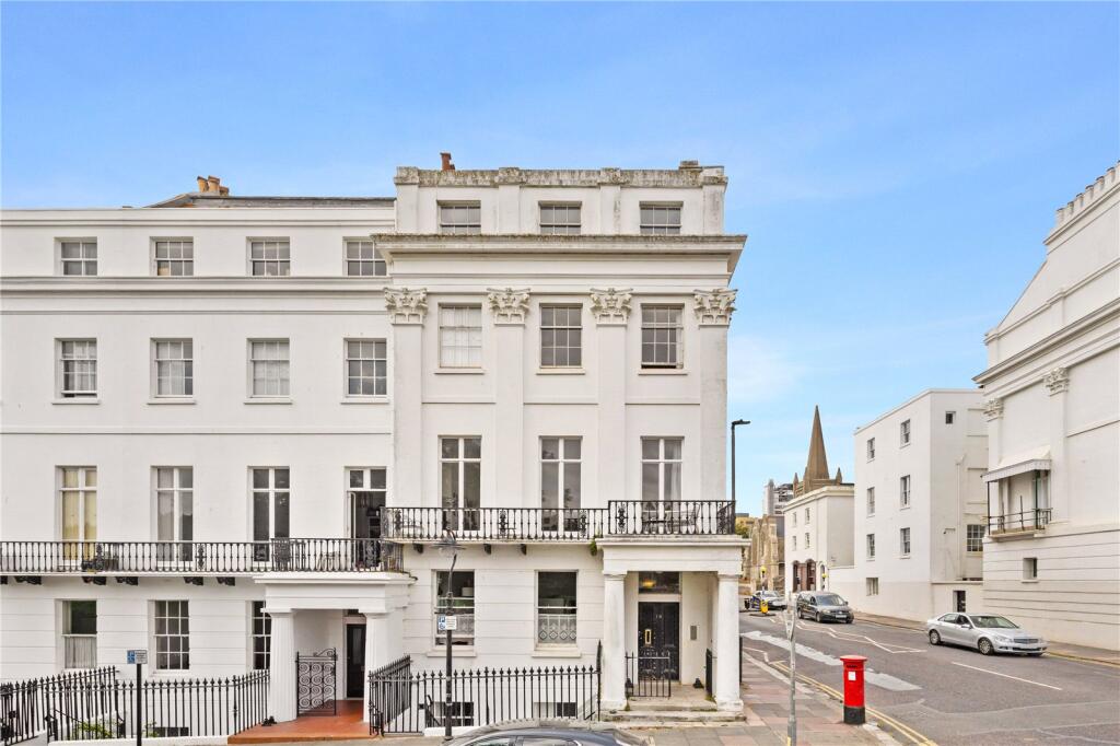 Sussex Square, Brighton, East Sussex, BN2