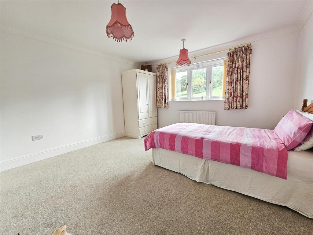 Additional image 21 of Henton, Wells