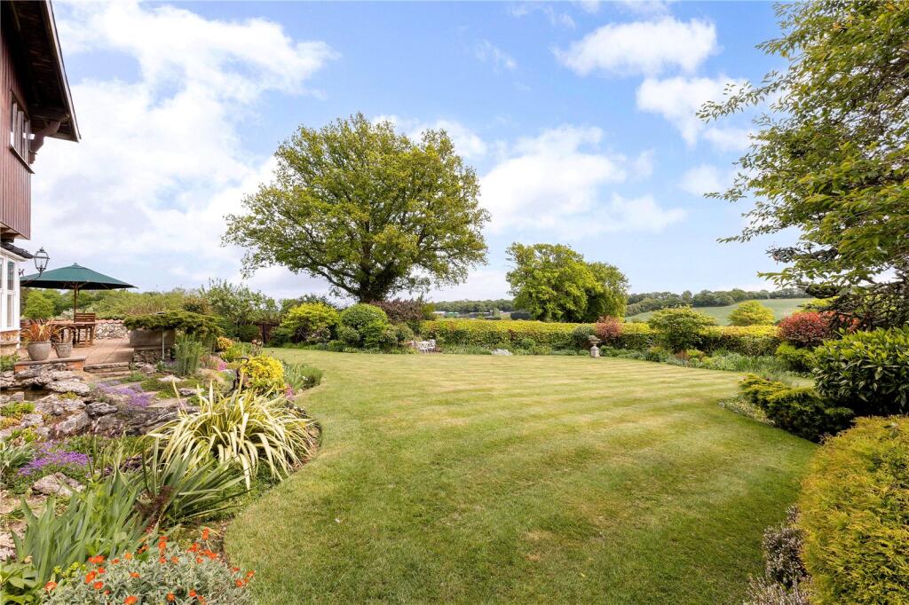 Additional image 21 of Pie Garden, Flamstead, St. Albans, Hertfordshire, AL3