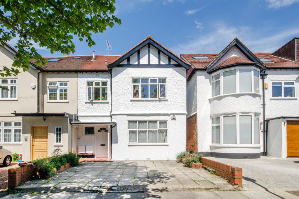 Main image of property: Hayes Crescent, Temple Fortune, NW11