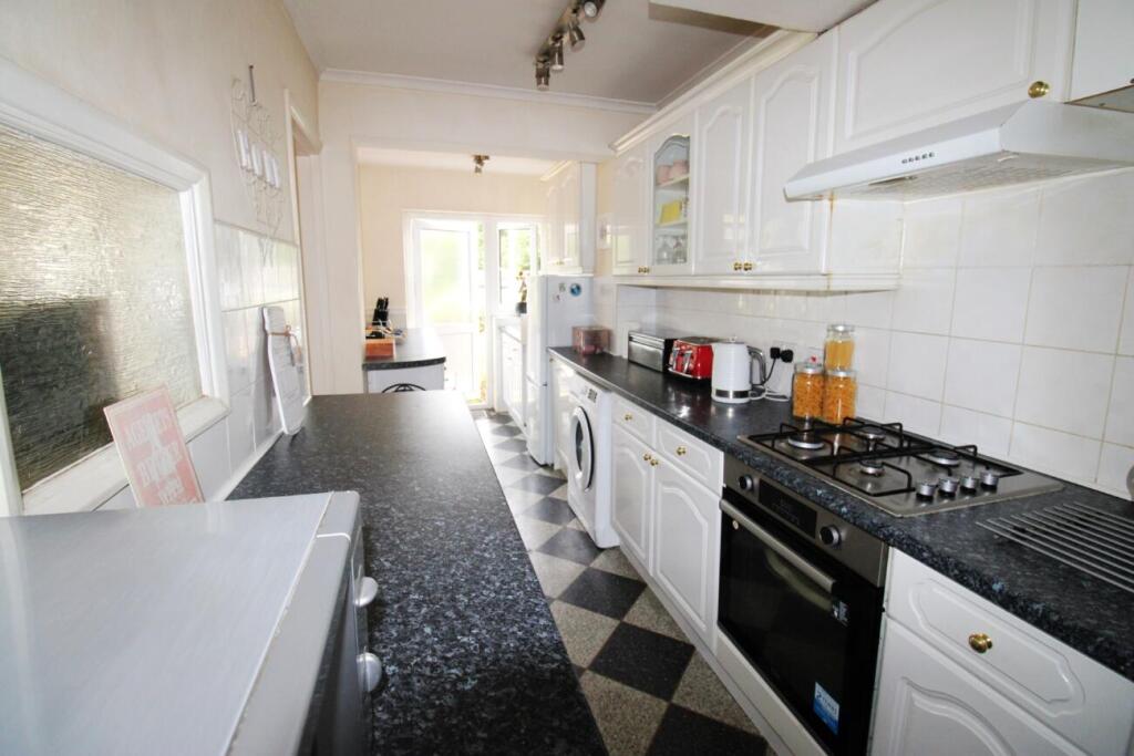 House in Romford - View 5