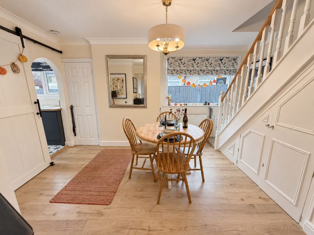 Branksome Drive, Shipley, BD18 photo 3