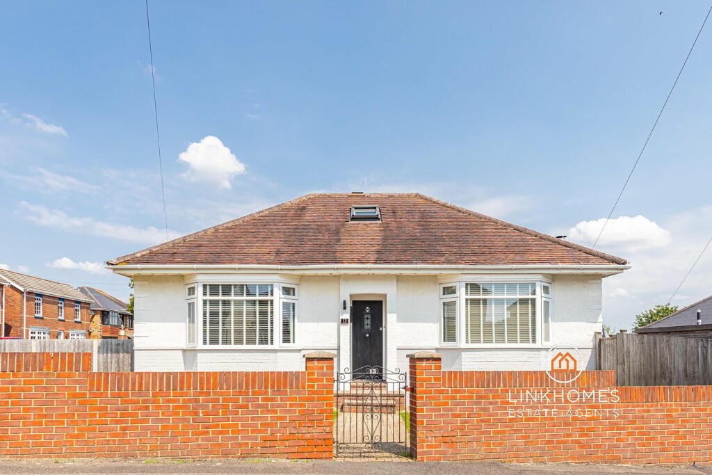 Acton Road, Bournemouth, BH10, Bournemouth