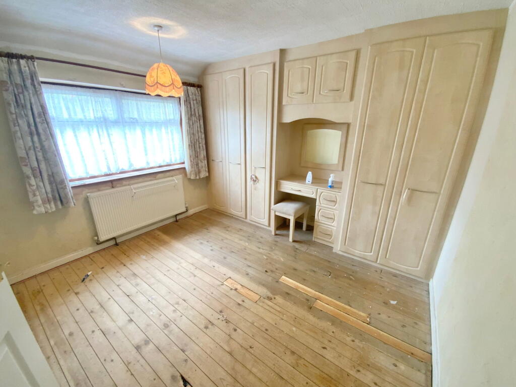 House in Dudley, West Midlands - More