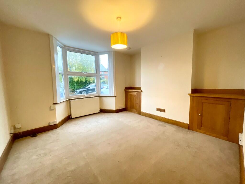 Victoria Place, Epsom, Surrey, KT17 photo 2