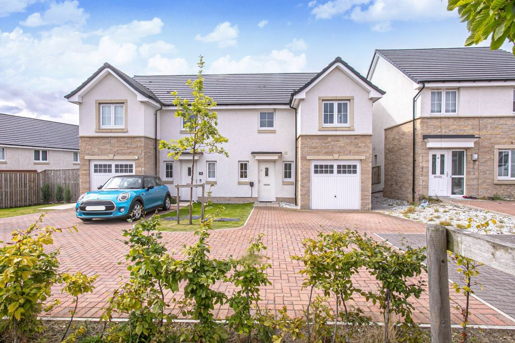 Main image of property: 66 Acorn Street, Dunfermline, KY11 8QD