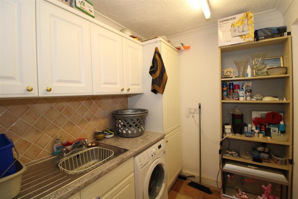 Martello Road, Seaford, BN25 photo 5