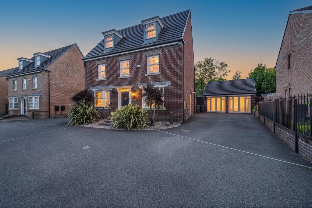 Main image of property: Ty'n-Y-Gollen Court, Old St. Mellons, CF3