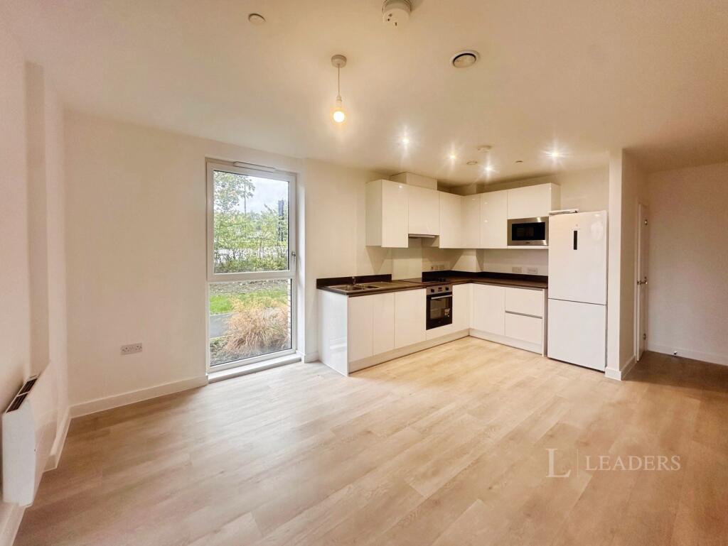 Apartment in Birmingham, West Midlands - View 2
