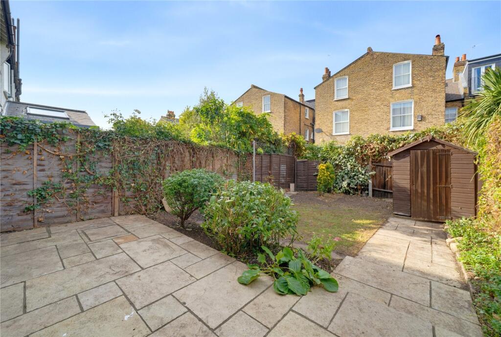 House in London - View 4