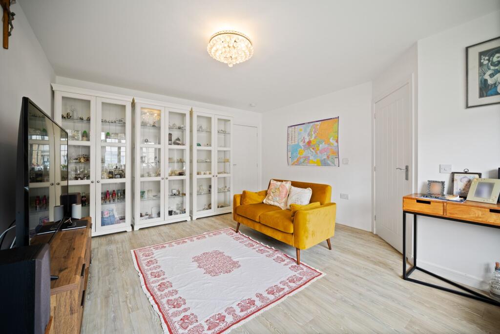 House in Livingston, Deans - View 5