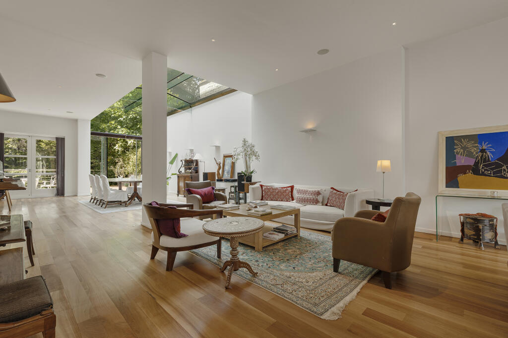 Porchester Terrace, Notting Hill, London, W2 photo 4