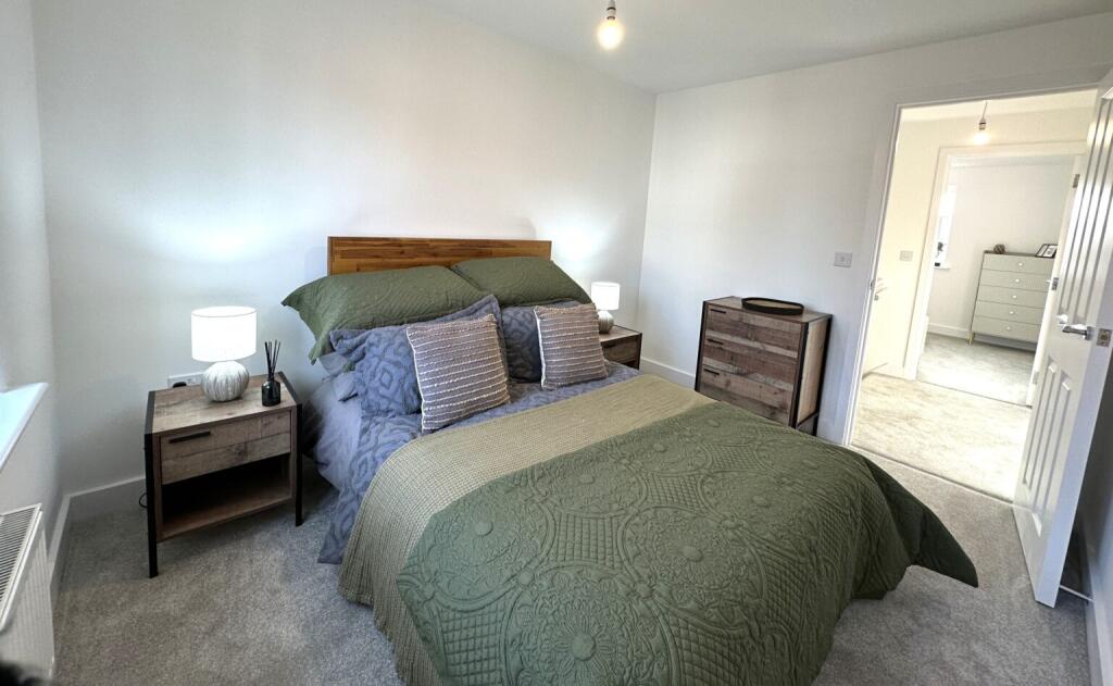 House in North West Leicestershire, Hugglescote Grange, Hugglescote and Donington le Heath - More