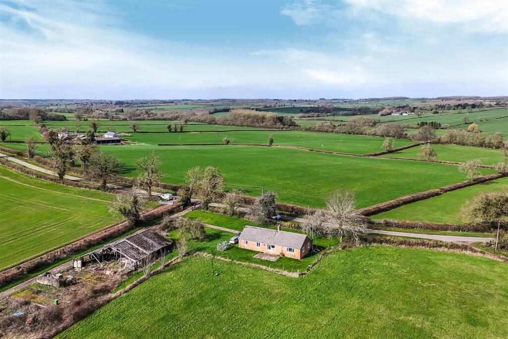 Bradden, Towcester, NN12 photo 2