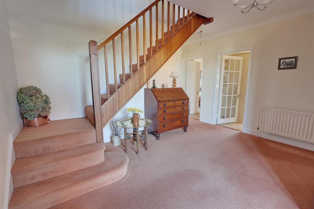 Barnhay, Churchdown, Gloucester photo 3