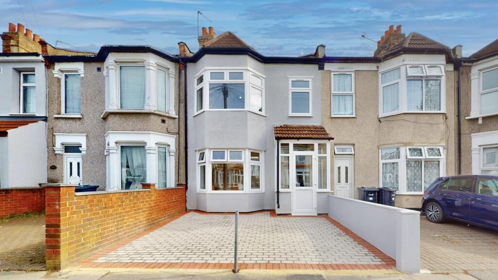 Main image of property: Kingston Road, Ilford, IG1