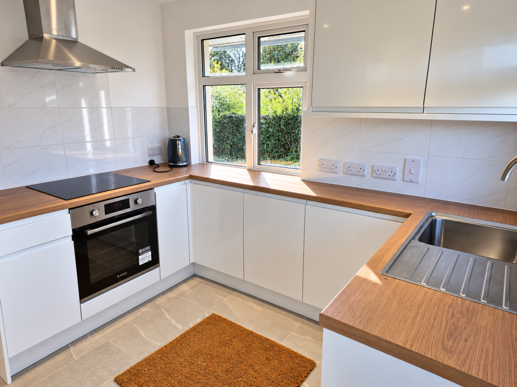 Ashdene Road, Ashurst, Southampton SO40 7BT photo 2