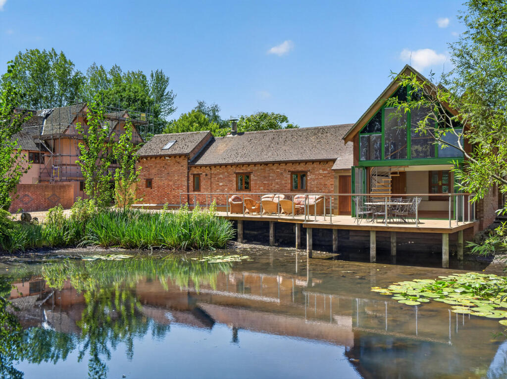 Main image of property: Boddington Road Claydon Banbury, Oxfordshire, OX17 1HD