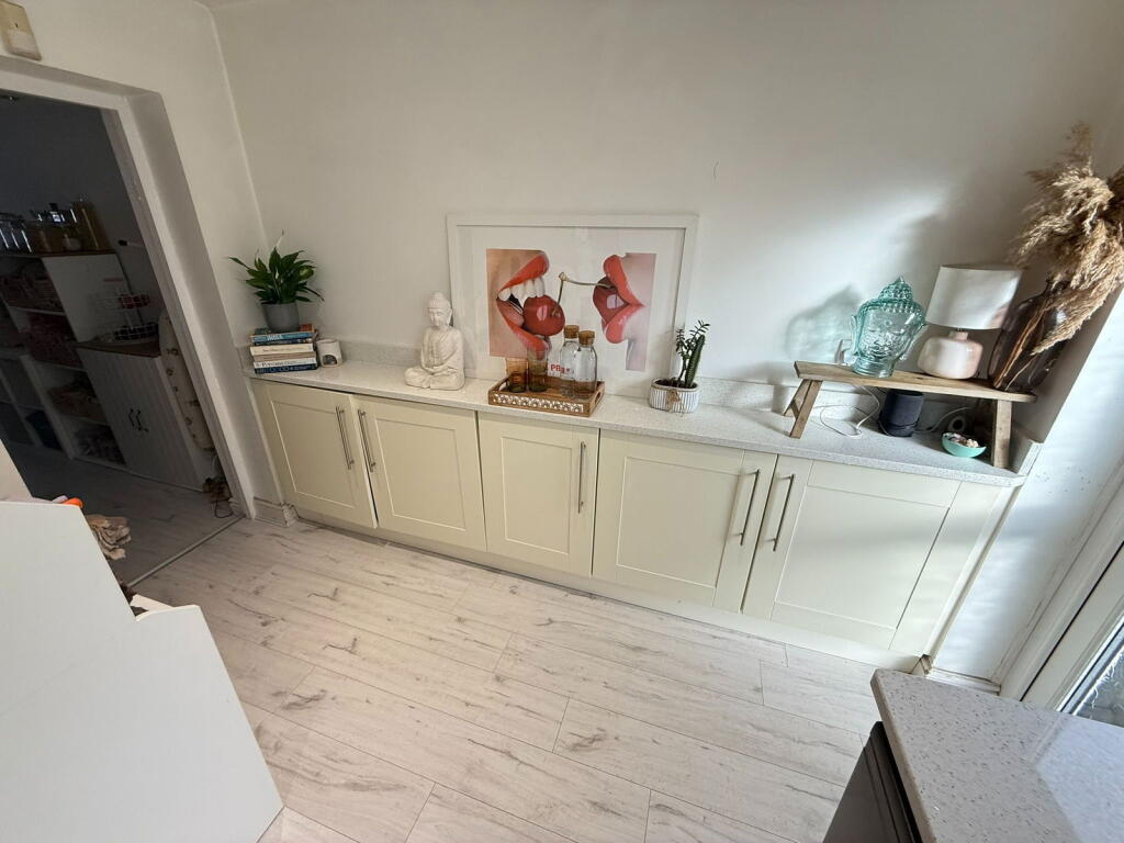 Wynnstay Avenue, Lydiate - View 6