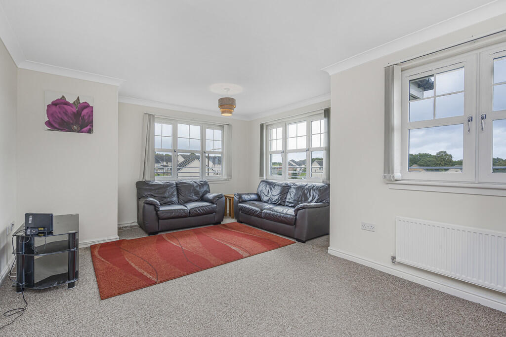 Apartment in Edinburgh, West Lothian - More
