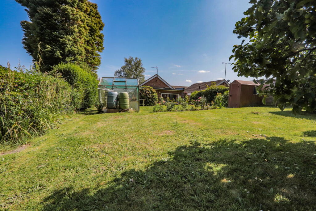 House in Tonbridge - More