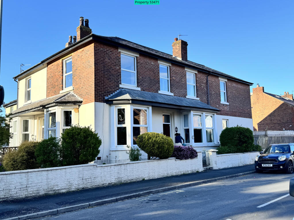 Main image of property: 1 Hayfield Avenue, Poulton-le-Fylde, FY6