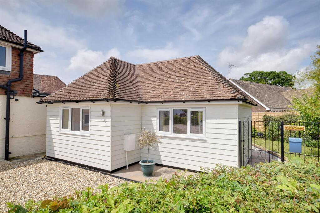 Main image of property: Reedswood Road, Broad Oak