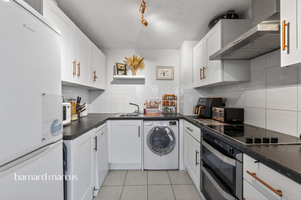 Main image of property: Leith Towers, Sutton