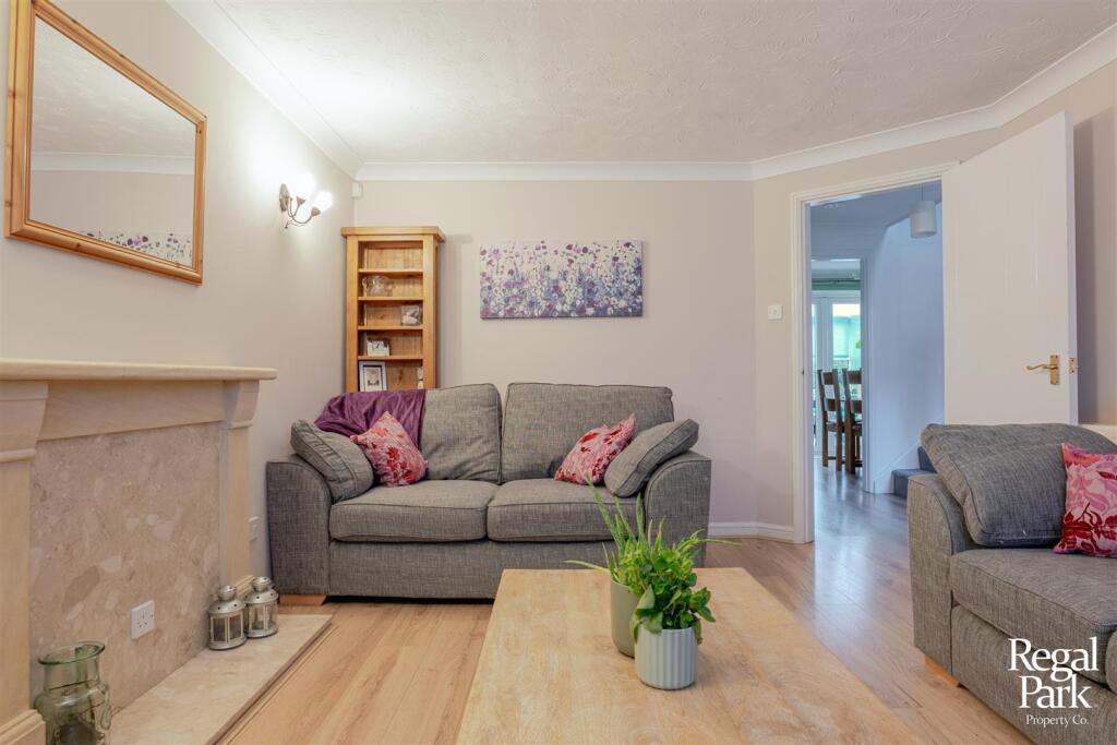 Dexter Way, Warmington, Peterborough photo 4