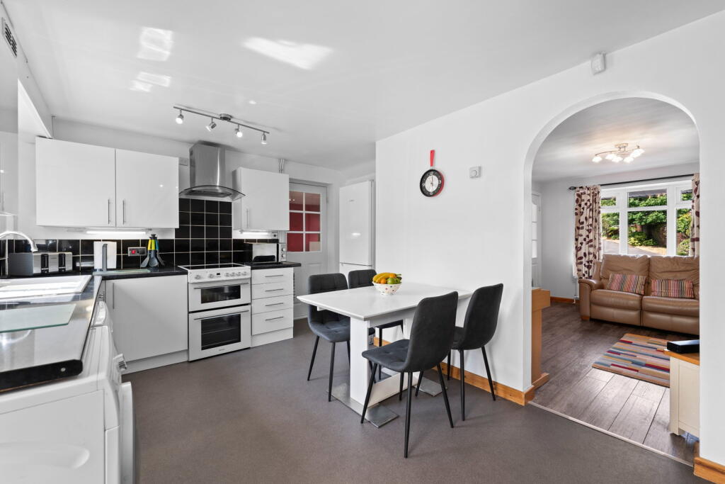 House in Stoke-on-Trent - View 5
