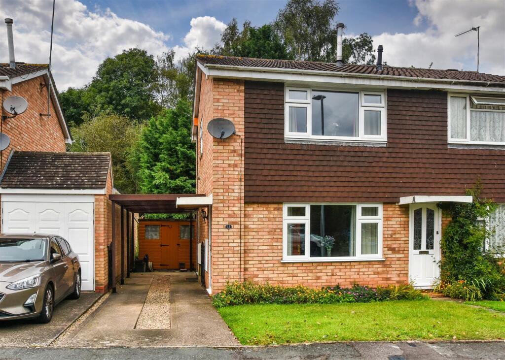 Main image of property: 11 Quendale, Wombourne, Wolverhampton