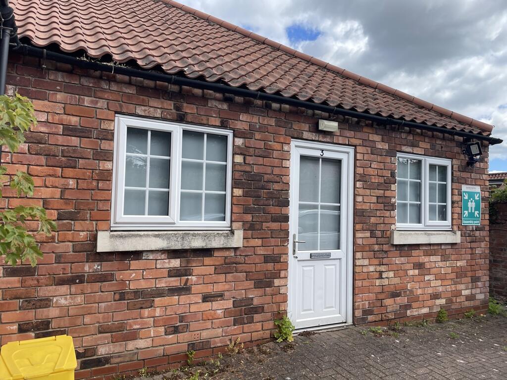 Main image of property: 3 Saddlers Courtyard, Bawtry, Doncaster, South Yorkshire, DN10 6JH
