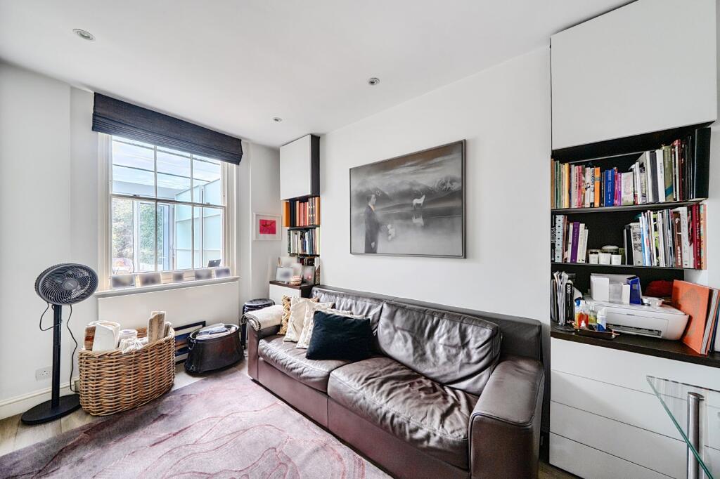 House in London - View 5