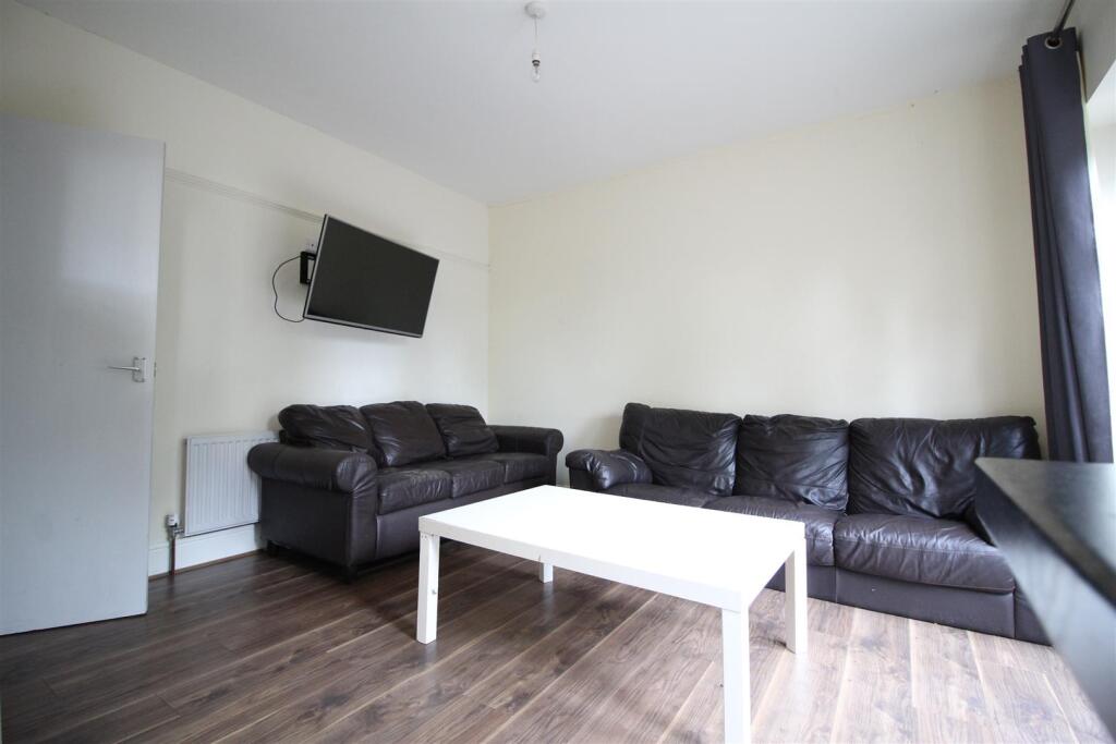 House in Nottingham, Old Lenton, Radford - View 5