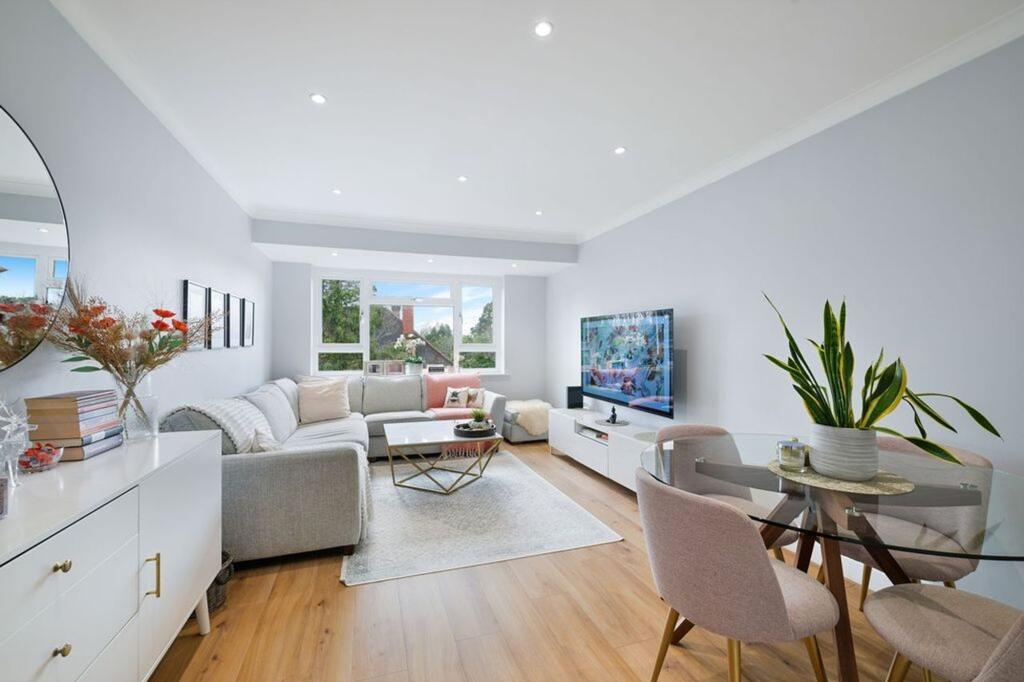 Main image of property: Oak Hill Crescent, Surbiton, KT6