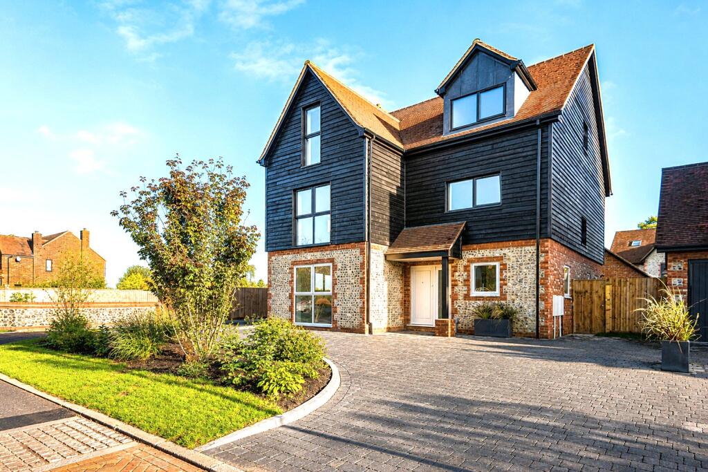 Horse Leys, RG9 4BQ