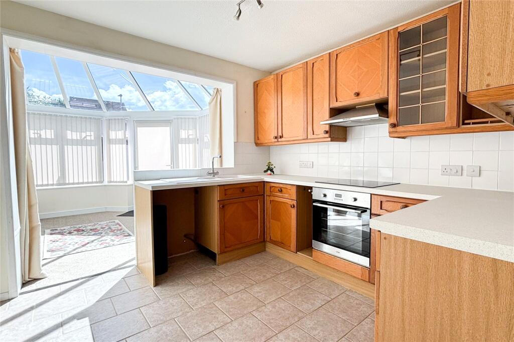 House in Westbury, Leigh Park - View 2