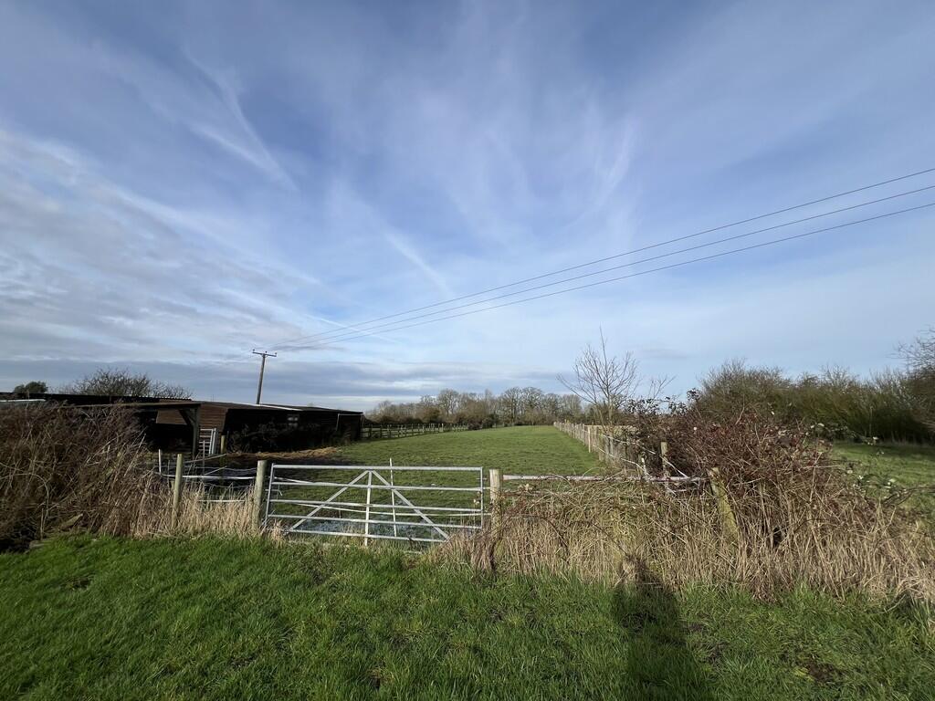 Westfield Road, Manea, March, Cambs., PE15 0LN photo 3