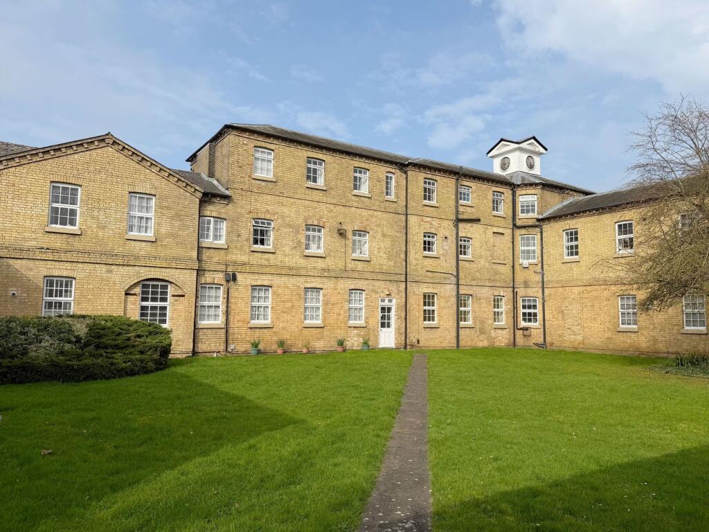 Main image of property: St. Neots Road, Eaton Ford, PE19
