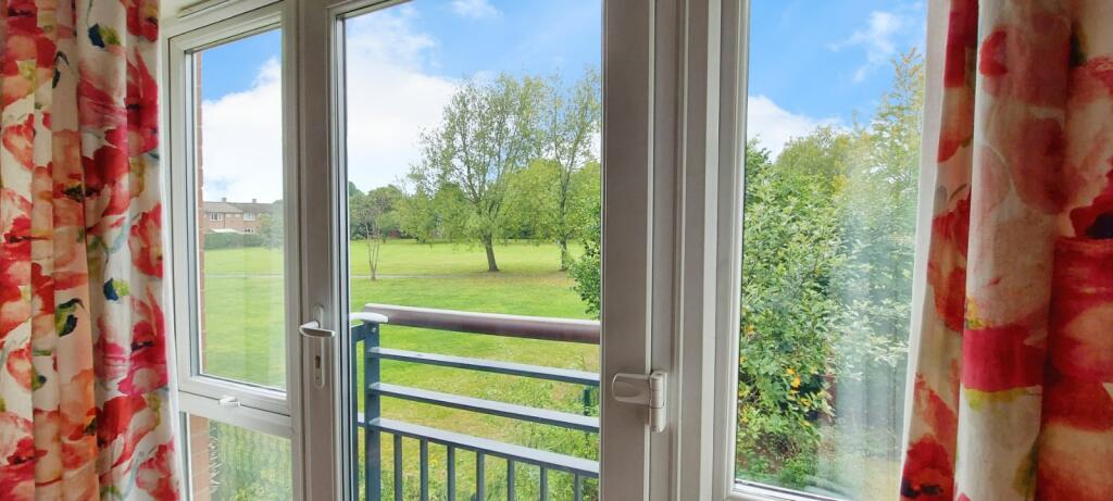 Apartment in Styal, Lakes Estate, Handforth - View 4