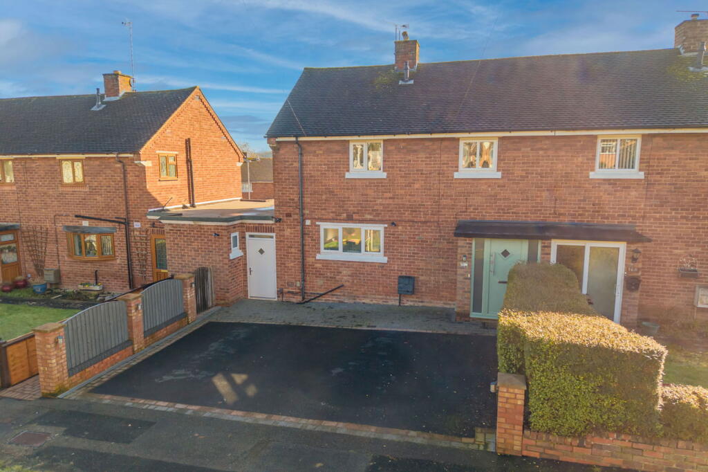 Main image of property: Foxlydiate Crescent, Redditch, B97 6NP