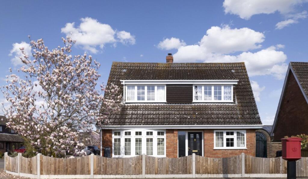 Chapel Road, Hainford, Norwich, Norfolk, NR10 photo 2