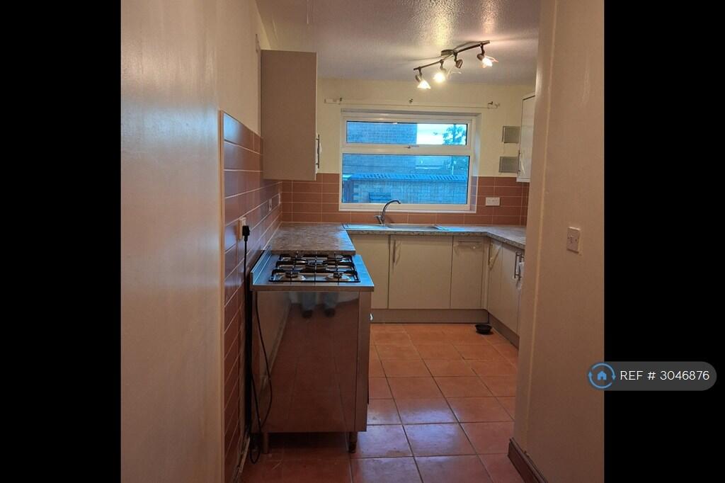 House in Nottingham, Carrington - View 3