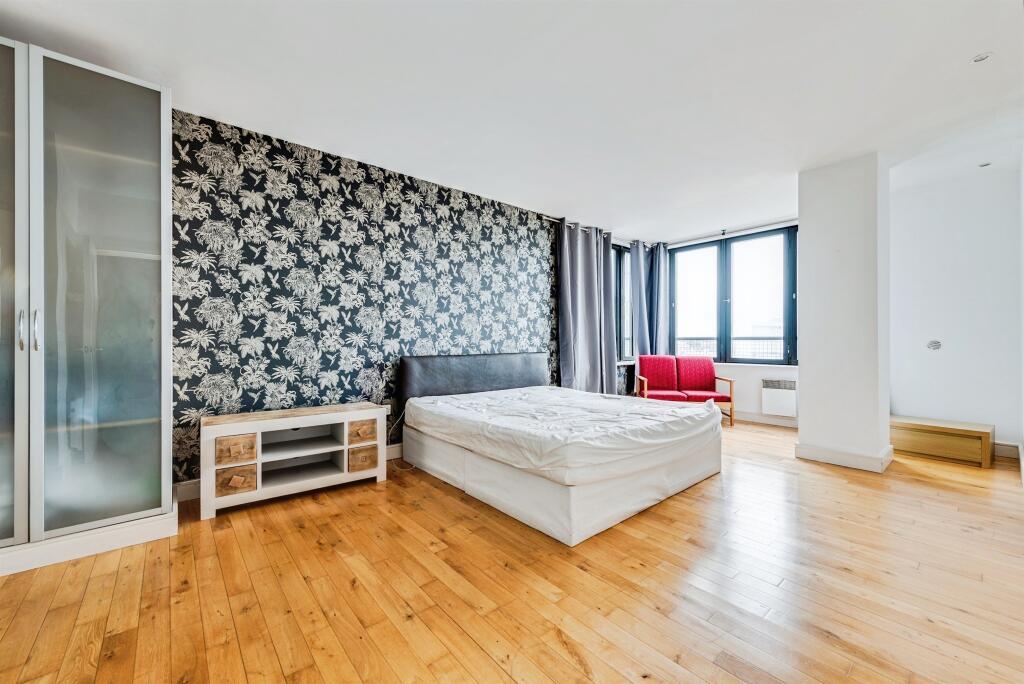 Main image of property: Farnsby Street, Swindon