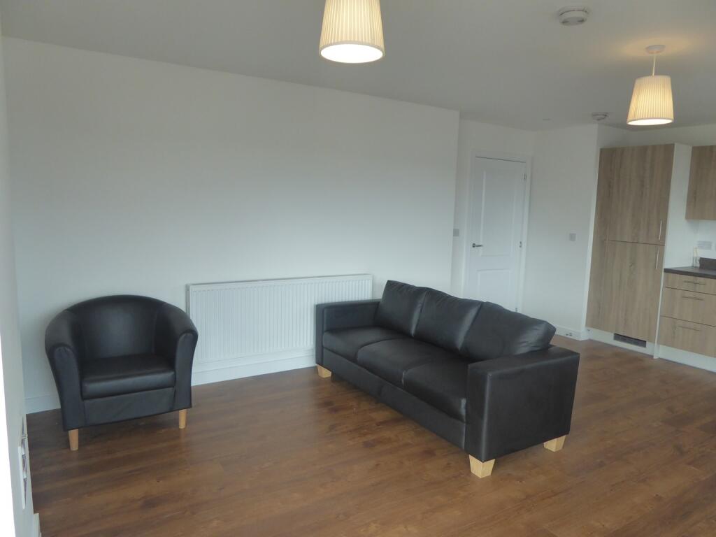 Apartment in Reading, Newtown - View 3
