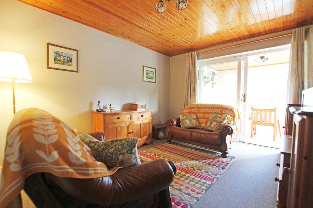 Winchester Way, Eastbourne, BN22 0JS photo 3