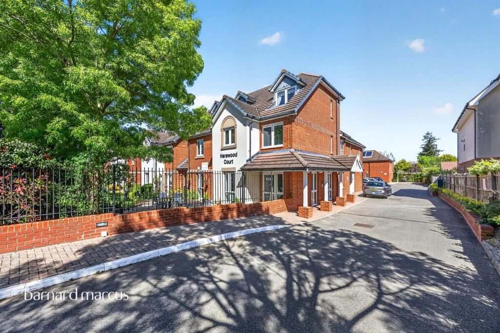 Main image of property: Limpsfield Road, Warlingham