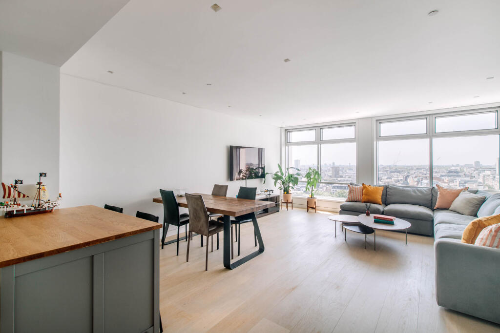 Apartment in London - View 2